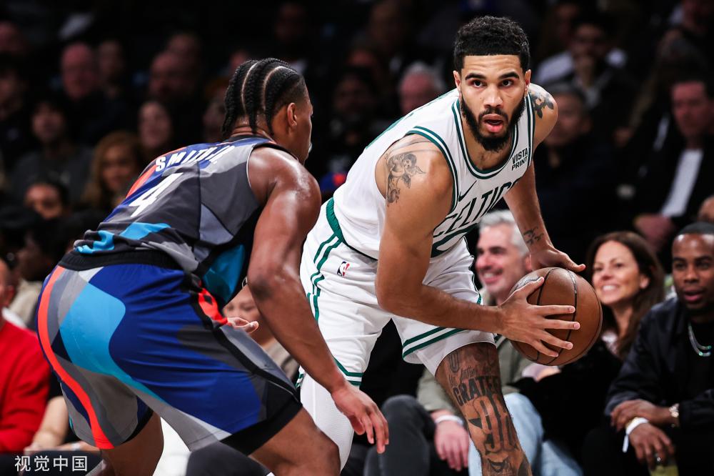 却都展现出 却都展现出