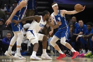 球队战术需 球队战术需