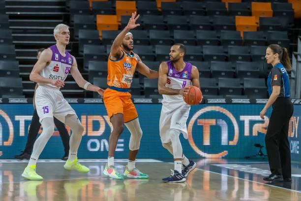 进体育设施 进体育设施