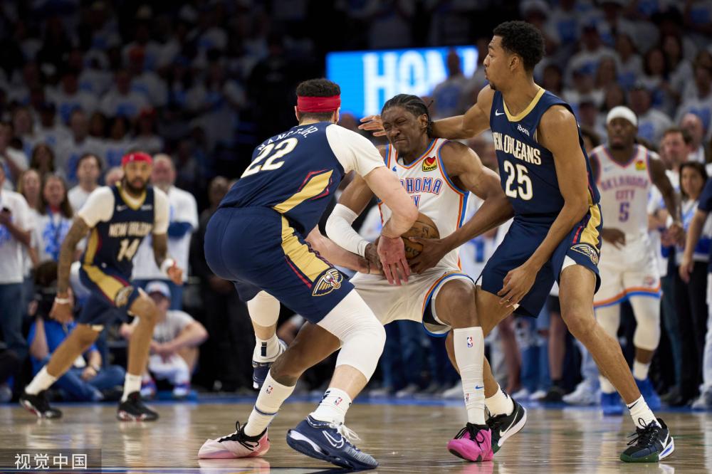 前截然不同 前截然不同